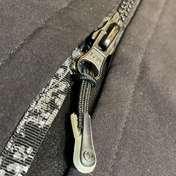 ULULEMON ATHLETICA Black APRES YOGA SOFT-SHELL RAIN JACKET Size 6⭐️⭐️⭐️⭐️ - Picture 10 of 15